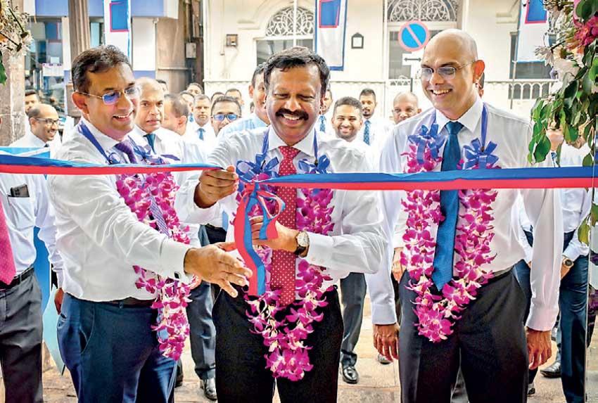 LOLC ෆිනෑන්ස් නුවර සිය අඩිපාර තවදුරටත් දිගු කළේය